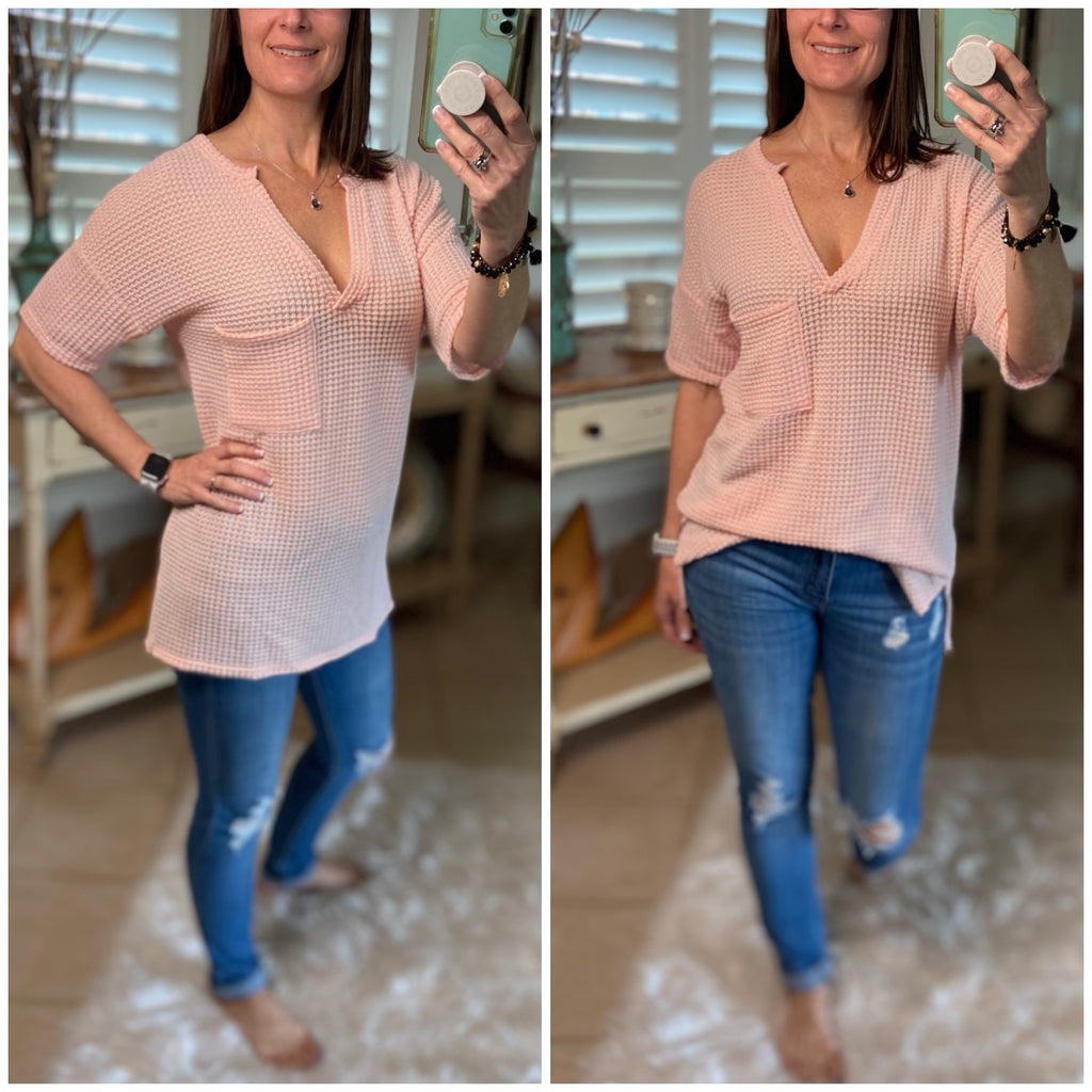 “Gabby Top” Gabby Popcorn Waffle Thermal Pocket V Neck Short Sleeve Top Blush