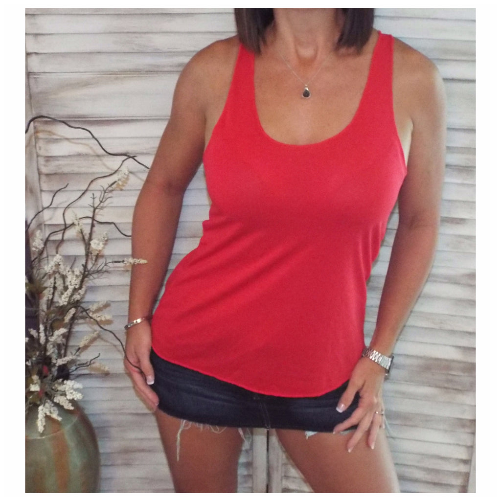 Sexy Scoop Neck Racerback Floaty Sleeveless Raw Edge Hem Tank Top Red S/M/L